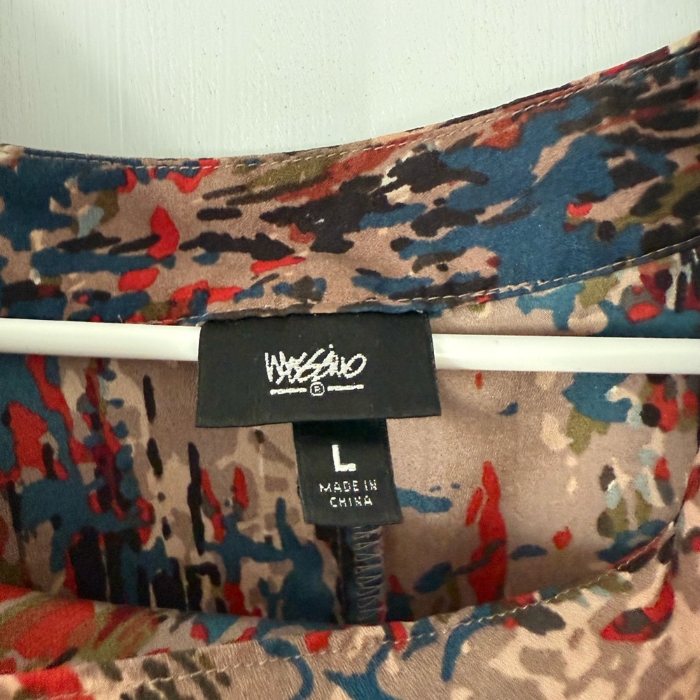 Mossimo abstract Print Top